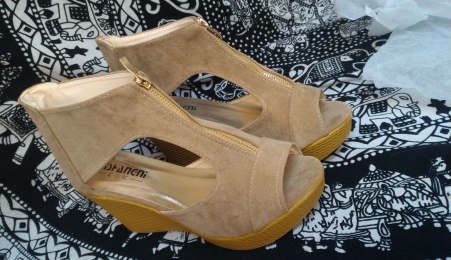 Sandalias con cuña