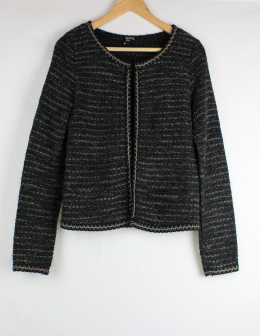 chaqueta tipo chanel blanco