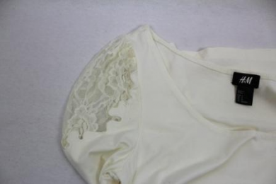 camiseta encaje hym