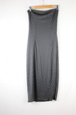 vestido palabra de honor encaje gris