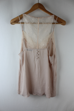 Top lencero nude mango