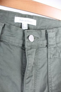 pantalon estilo barrel pedro del hierro