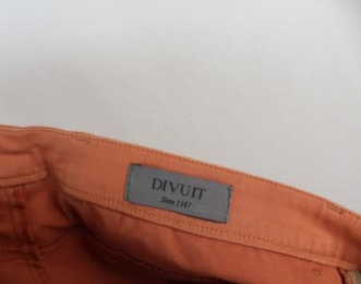 pantalon naranja Divuit  lasserre