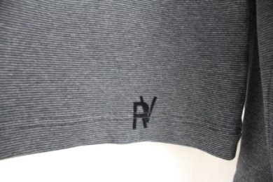 camiseta cuello alto roberto verino