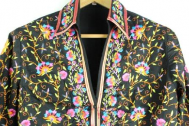 camisa bordada flamenco