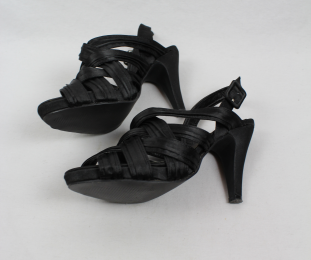 sandalias satinadas charo fernandez