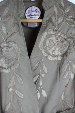 blusa 38 bordada almatrichi