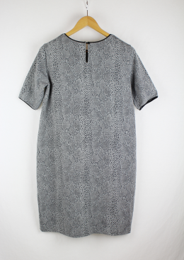 vestido animal print cortefiel