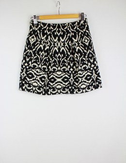 falda brocada stradivarius 38