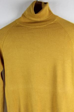 jersey cuello alto blanco