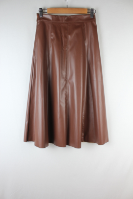 falda efecto piel marron