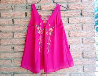 Top bordados Stradivarius