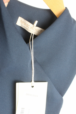 vestido drapeado azul rinascimiento