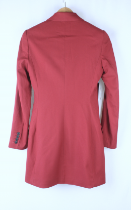 vestido blazer cruzado color rojo caldera de Hm