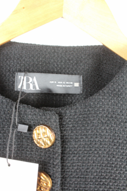 chaqueta tweed negra zara
