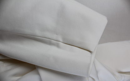pantalon tobillero marfil zara