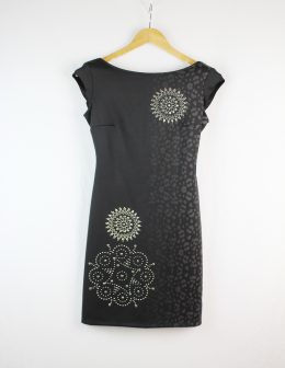 vestido neopreno desigual s