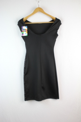 vestido neopreno desigual s