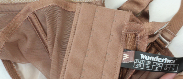 Liguero encaje taupe wonderbra