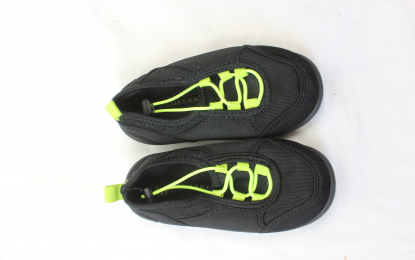 zapatillas de agua niño primark