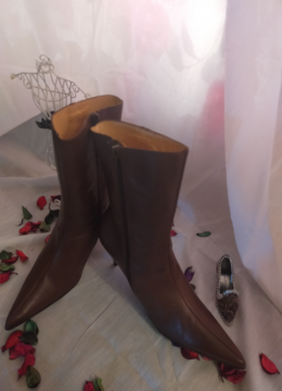 Botas piel media caña