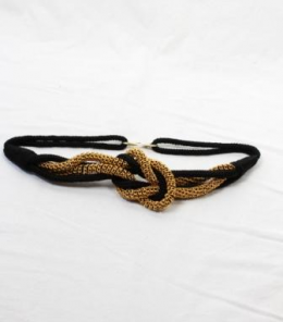 cinturon trenzado negro dorado