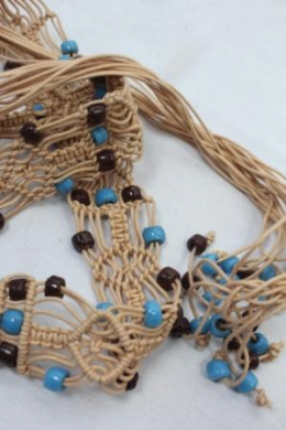 cinturon boho trenzado con abalorios