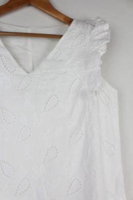 vestido bordado blanco