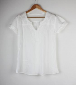 blusa bordada blanca