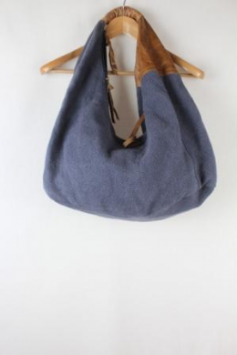 bolso tela y piel azul