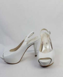 zapatos peeptoes marfil Gino Vaello