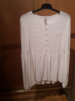 Blusa stradivarius