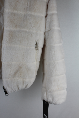 chaqueta reversible con capucha marfil