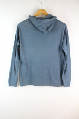 camiseta con capucha inside s