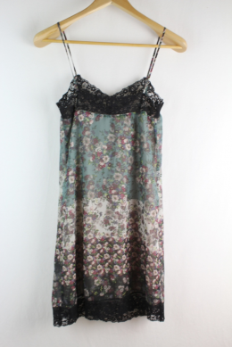 vestido estampado lencero Pull and bear s
