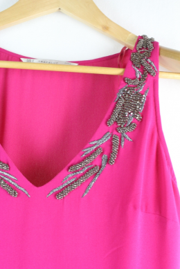vestido fucsia con abalorios zara trafaluc m