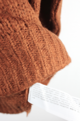 Jersey cuello alto mango