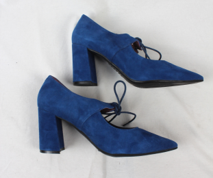 zapato tacon azul ercilla