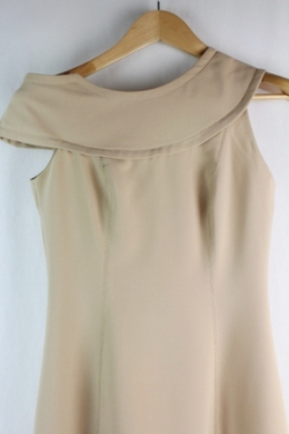 vestido beige adolfo dominguez