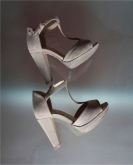 PEEP TOES