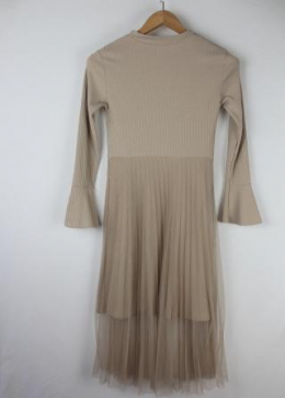 vestido punto y tul beige