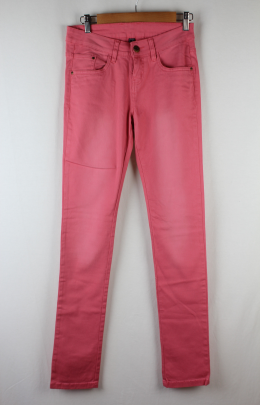 Pantalon vaquero skinny rosa